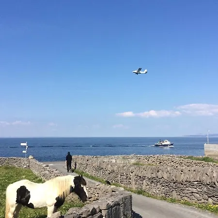Bru Radharc Na Mara - Sea View Inisheer